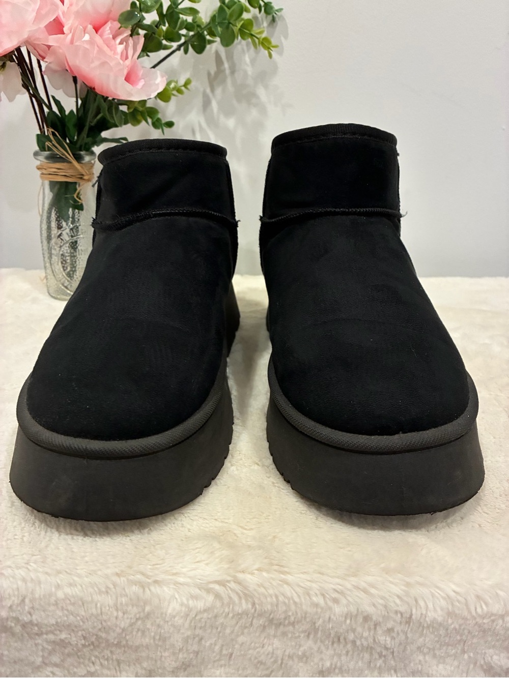 Wild Diva Black Suede-Look Platform Ankle Booties Size 8.5